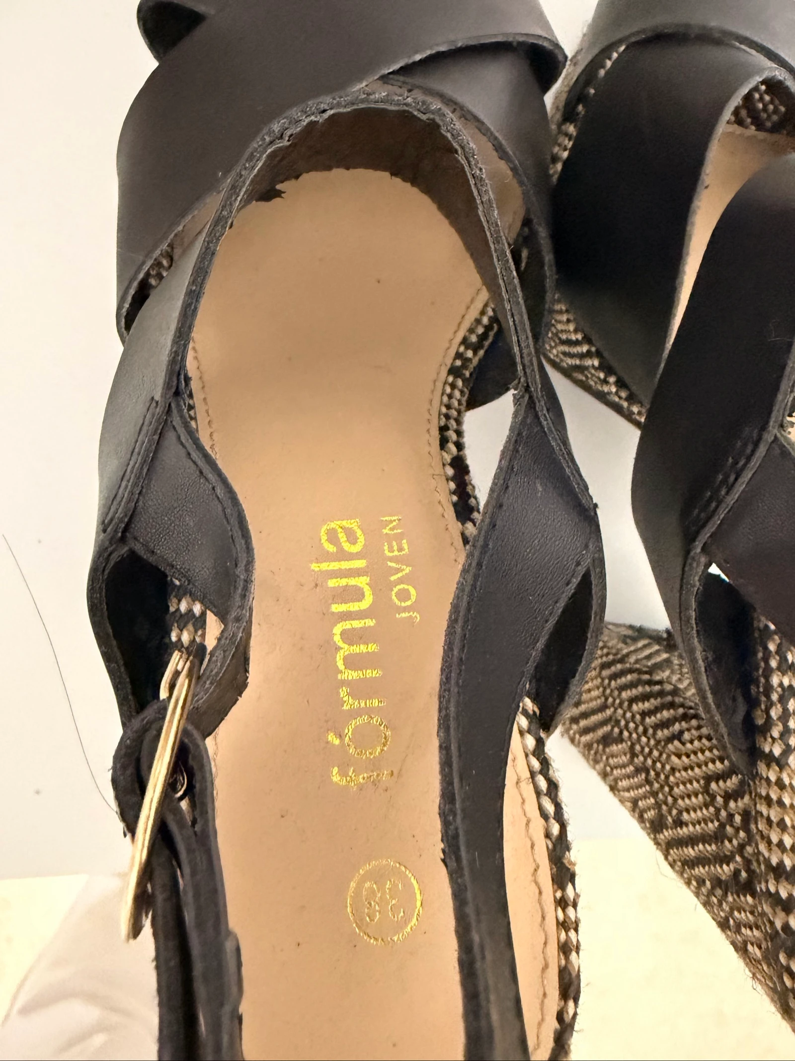 Zapatos de tacón ancho de rafia – photo 3